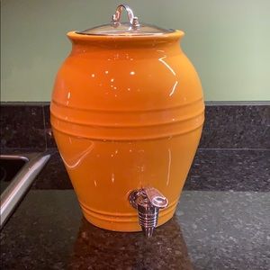 Drink disposal pot